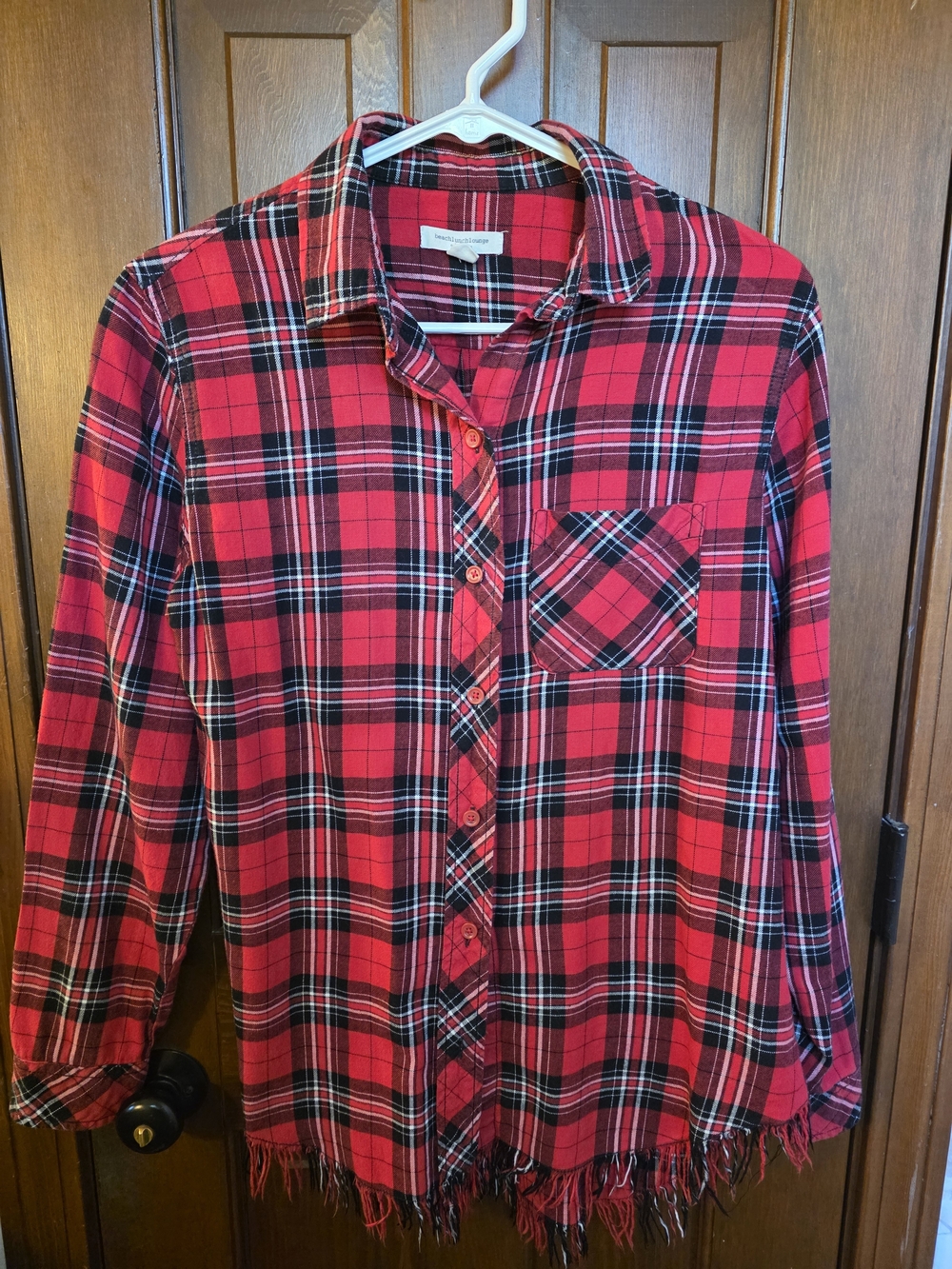 Beachlunchlounge Red and Black Plaid Button-Down Shirt Size Small Petite